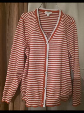 Red & White Striped V-Neck Cardigan